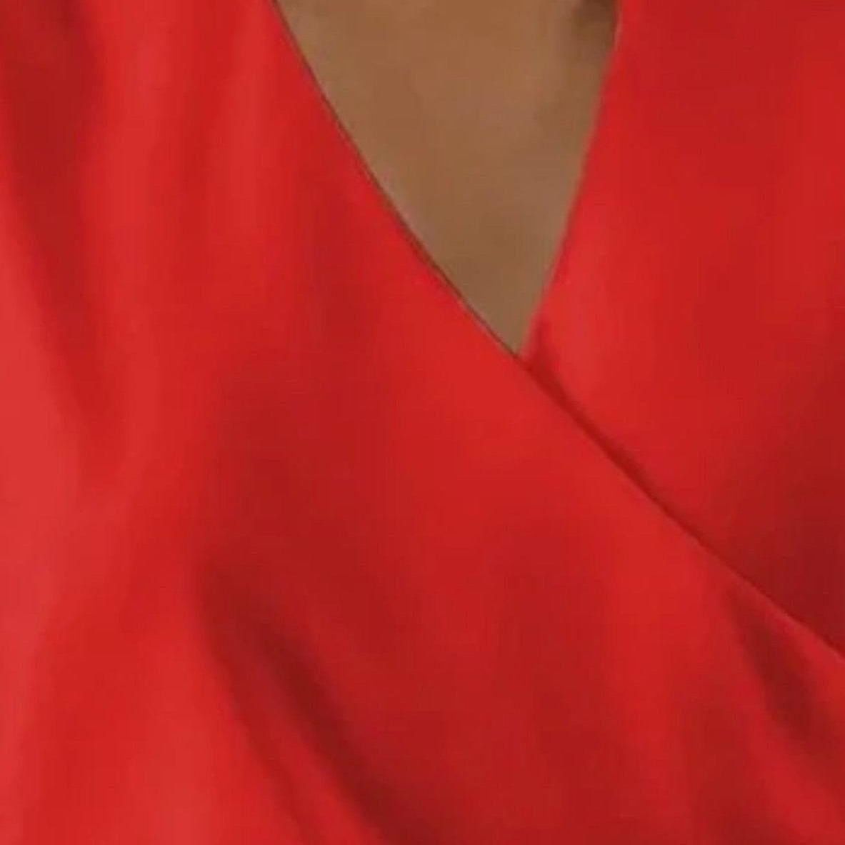 Laura - Elegantní top bez rukávů